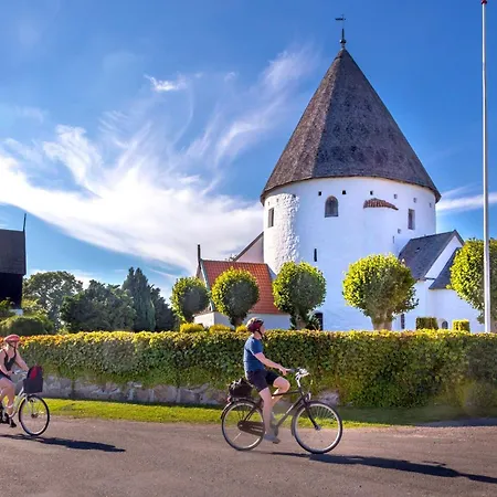 Premium With Large Kitchen *